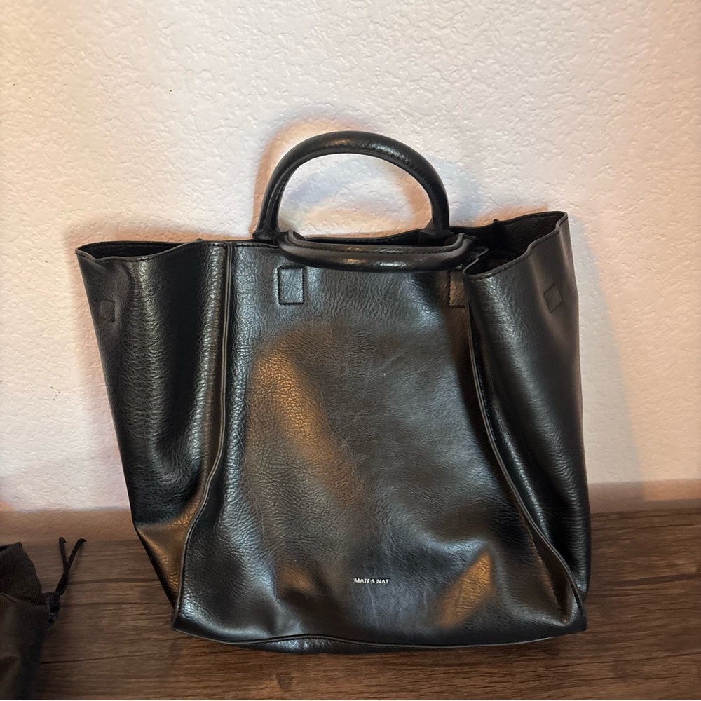 Matt and Nat black purse - Picture 3 of 11